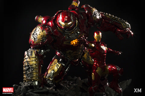 Image of (XM Studios) Hulkbuster 1/4 Scale Premium Statue - Limited Edition (Back in Box/Displayed)