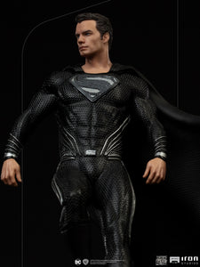 (Iron Studios) Superman Black Suit Art Scale 1/10 – Zack Snyder’s Justice League