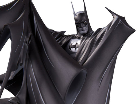 (Mc Farlane) (Pre-Order) Batman Black and White by Todd McFarlane Version 2 Deluxe Statue - Deposit Only