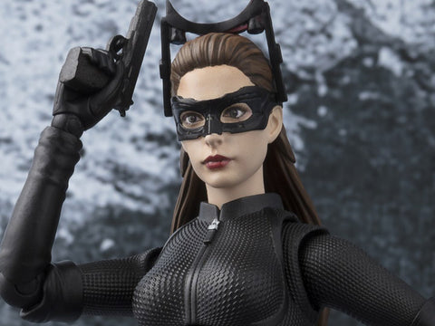 Image of (S.H Figuarts) CATWOMAN THE DARK KNIGHT