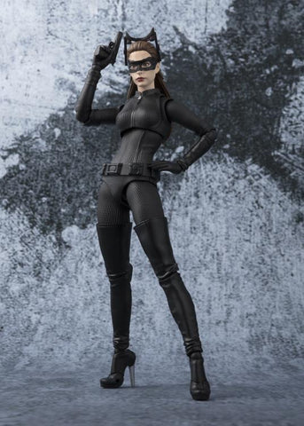 Image of (S.H Figuarts) CATWOMAN THE DARK KNIGHT