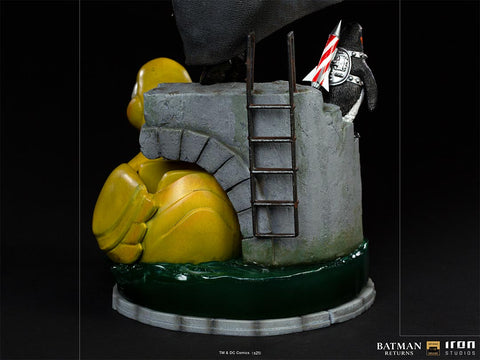 Image of (Iron Studios) (Pre-Order) Penguin Deluxe Art Scale 1/10 - Batman Returns - Deposit Only