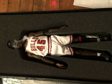 Image of Enterbay RM-1054 Michael Jordan 45 1/6 scale White 3000 Limited Home I’m Back