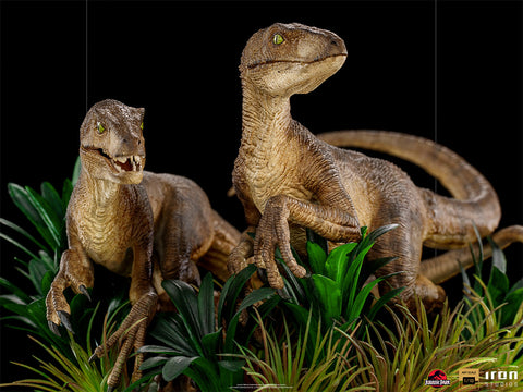 Image of (Iron Studios) (Pre-Order) Just The Two Raptors Deluxe Art Scale 1/10 - Jurassic Park - Deposit Only