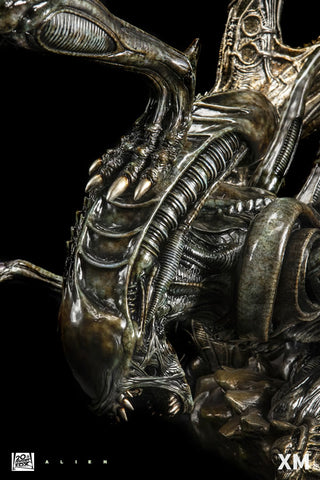 Image of (XM Studios) (Pre-Order) Alien Warrior