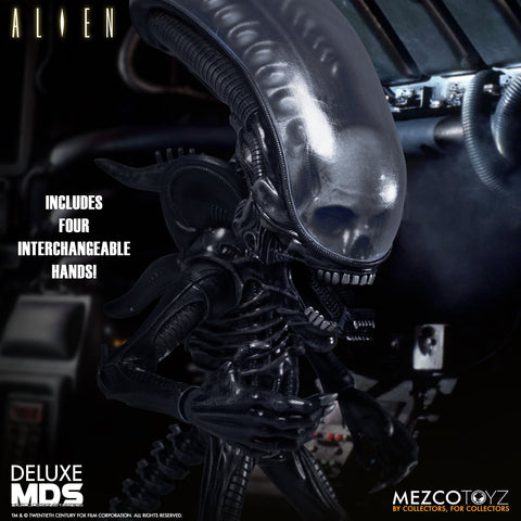 Image of (Mezco) (Pre-Order) MDS Deluxe Alien - Deposit Only