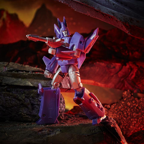 Image of (Hasbro) Transformers Generations WFC Kingdom Voyager Cyclonus Action Figure
