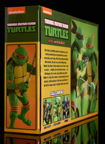 Image of (NECA) Teenage Mutant Ninja Turtles Raphael and Michelangelo Exclusive Action Figure 2-Pack