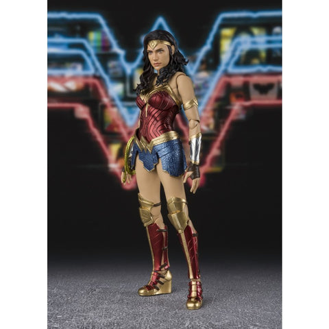 Image of (Bandai) (Pre-Order) S.H.Figuarts Wonder Woman (WW84) + VINYL (RANDOM) - Deposit Only